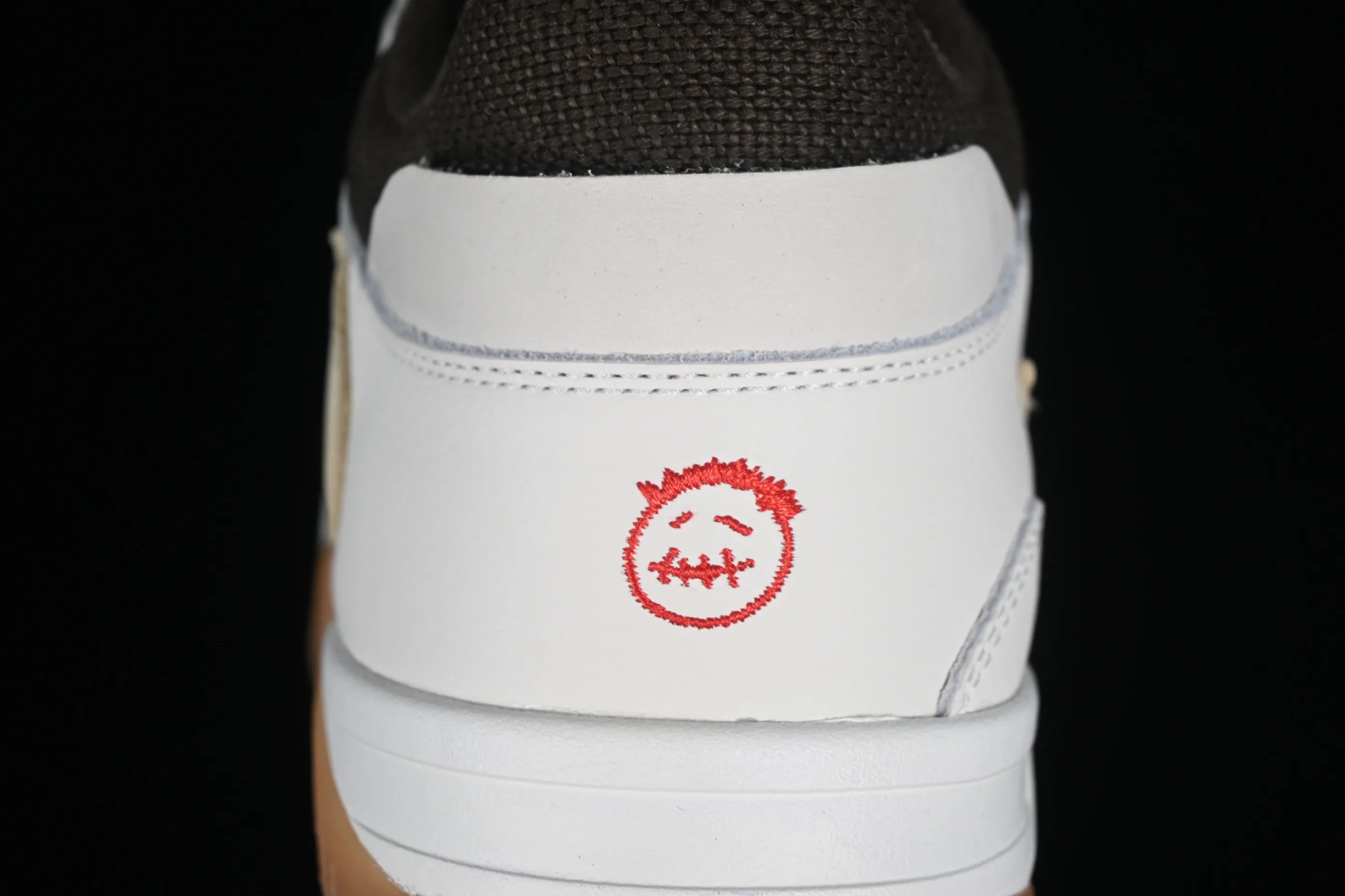 All categories Air Jordan Jordan series basketball shoes Air Jordan 1 Low J version Travis Scott x Jordan Jumpman Jack TR "University Red" AJ1 Joe 1 hook and loop fashion basketball shoes FZ8117-100